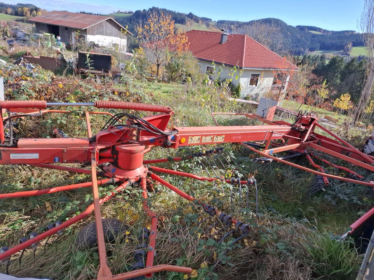 Steyr 8080, Wurmschwader, Ballenabwickler 3