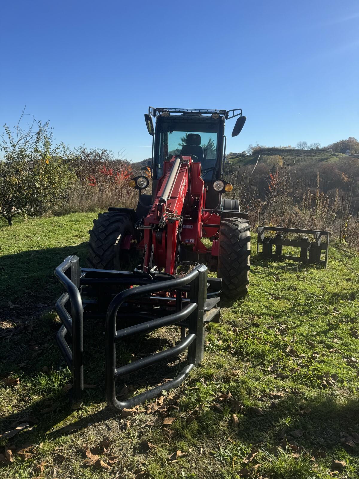 Teleskoplader Grizzly 825 T Allrad 3