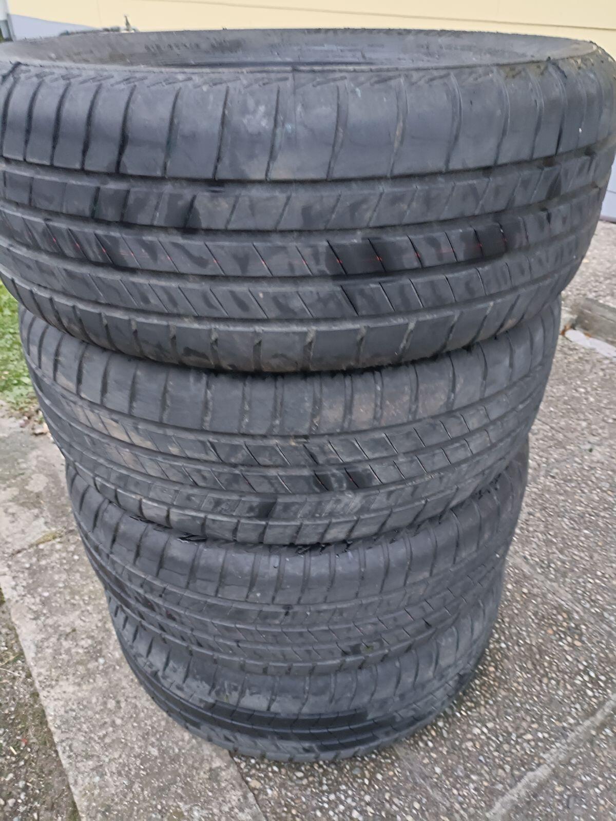 Sommerreifen Bridgestone Turanza T005 2