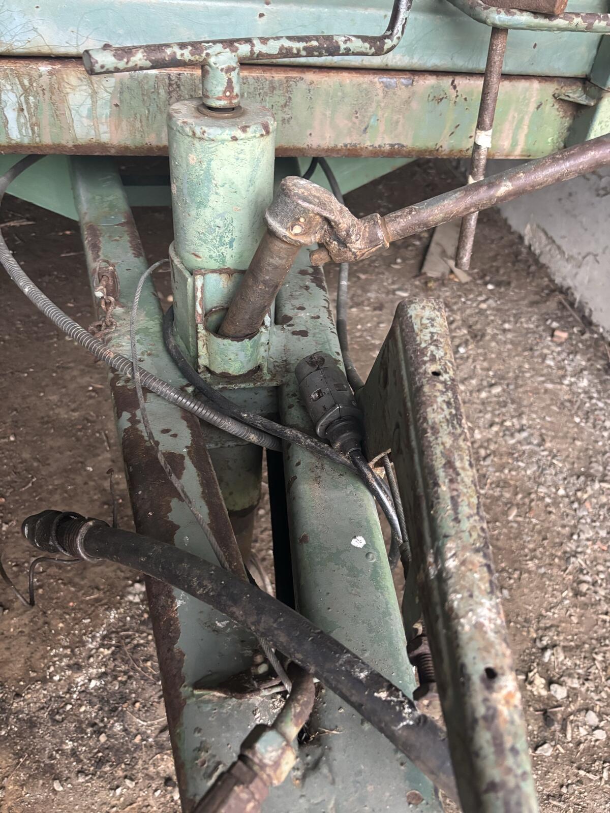 Kipper Fuhrmann 6.000 kg Nutzlast 2