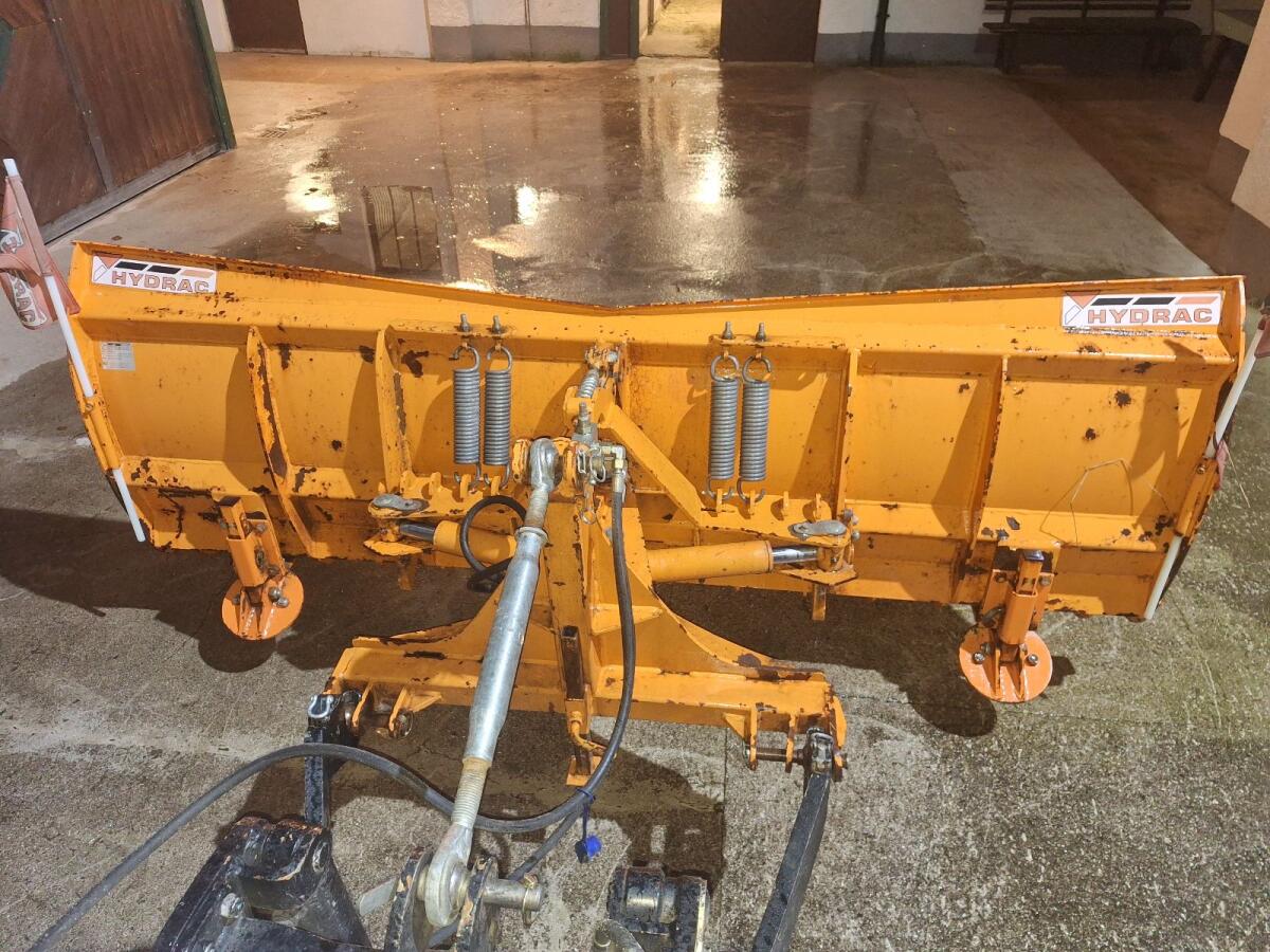 Schneepflug Hydrac UNI 270 2