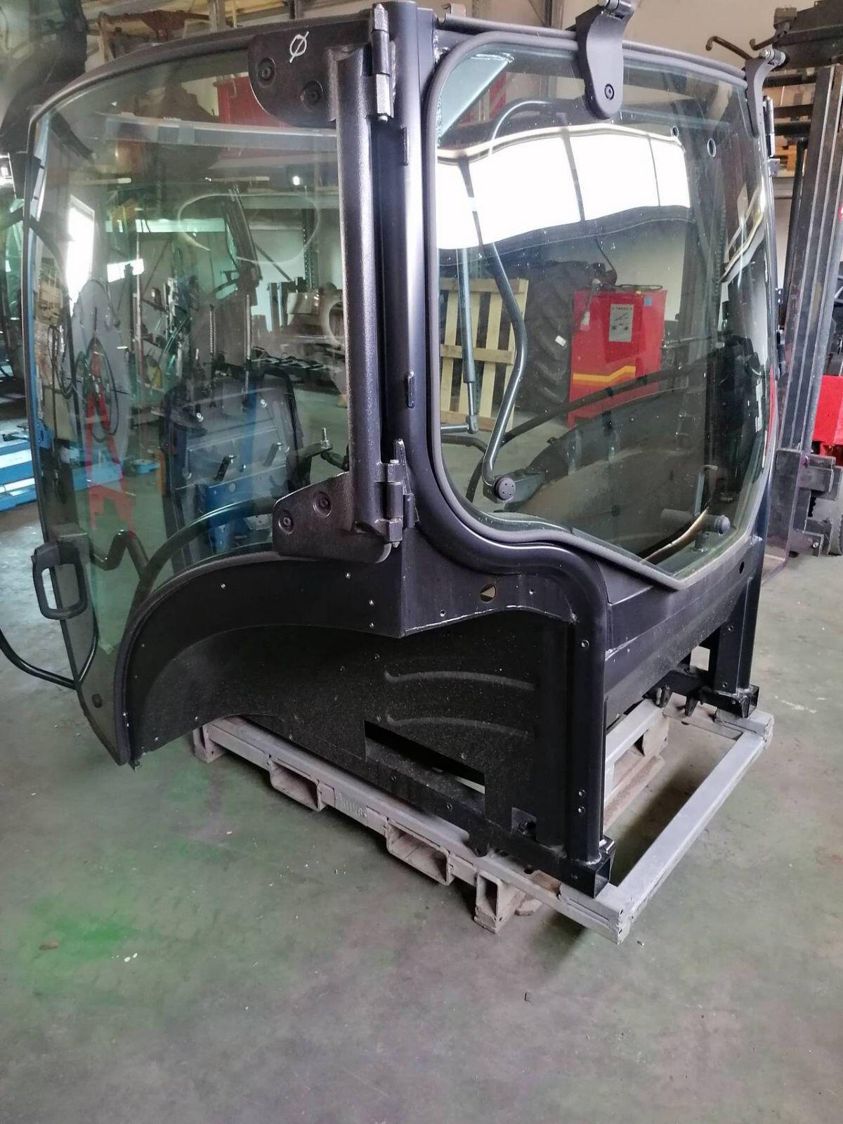 CNH Kabine New Holland, Steyr, Case 3