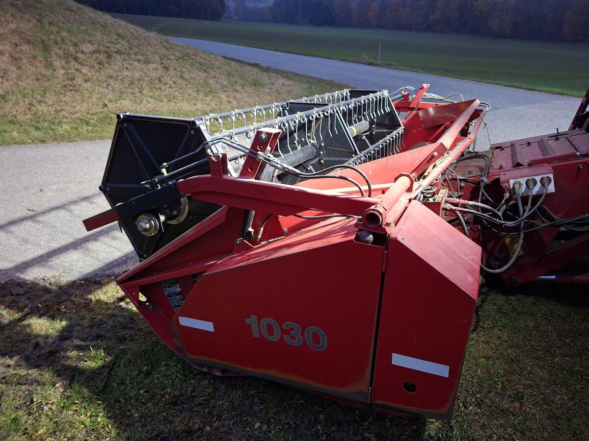 1030 Case Schneidwerk 3