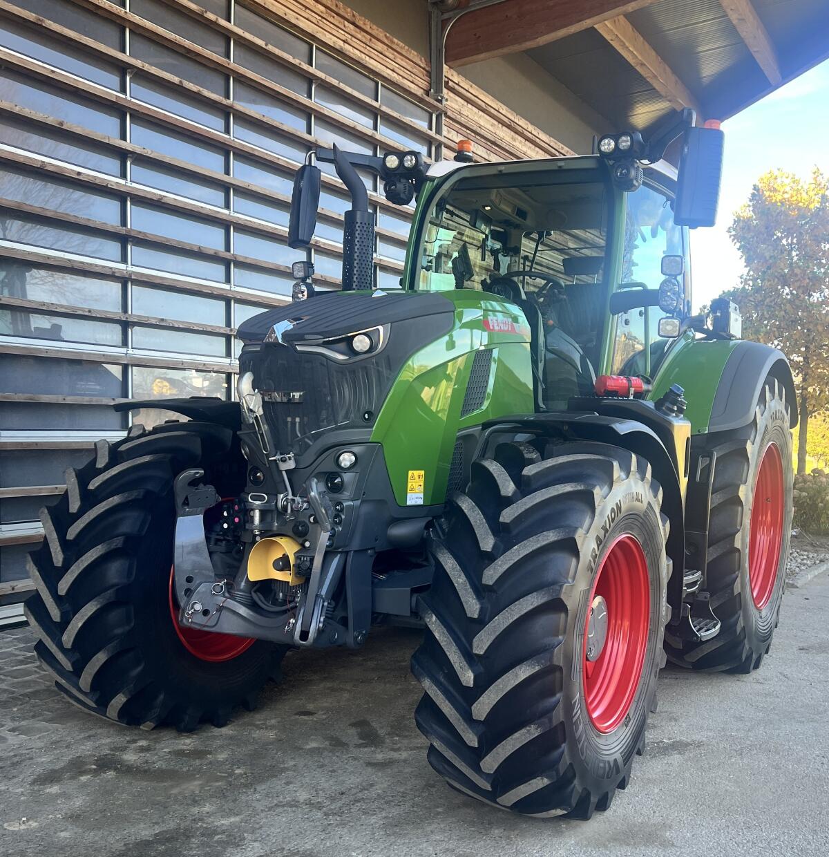 Fendt Kompletträder VF 710/70 R 42 ; VF 600/70 R 30 1