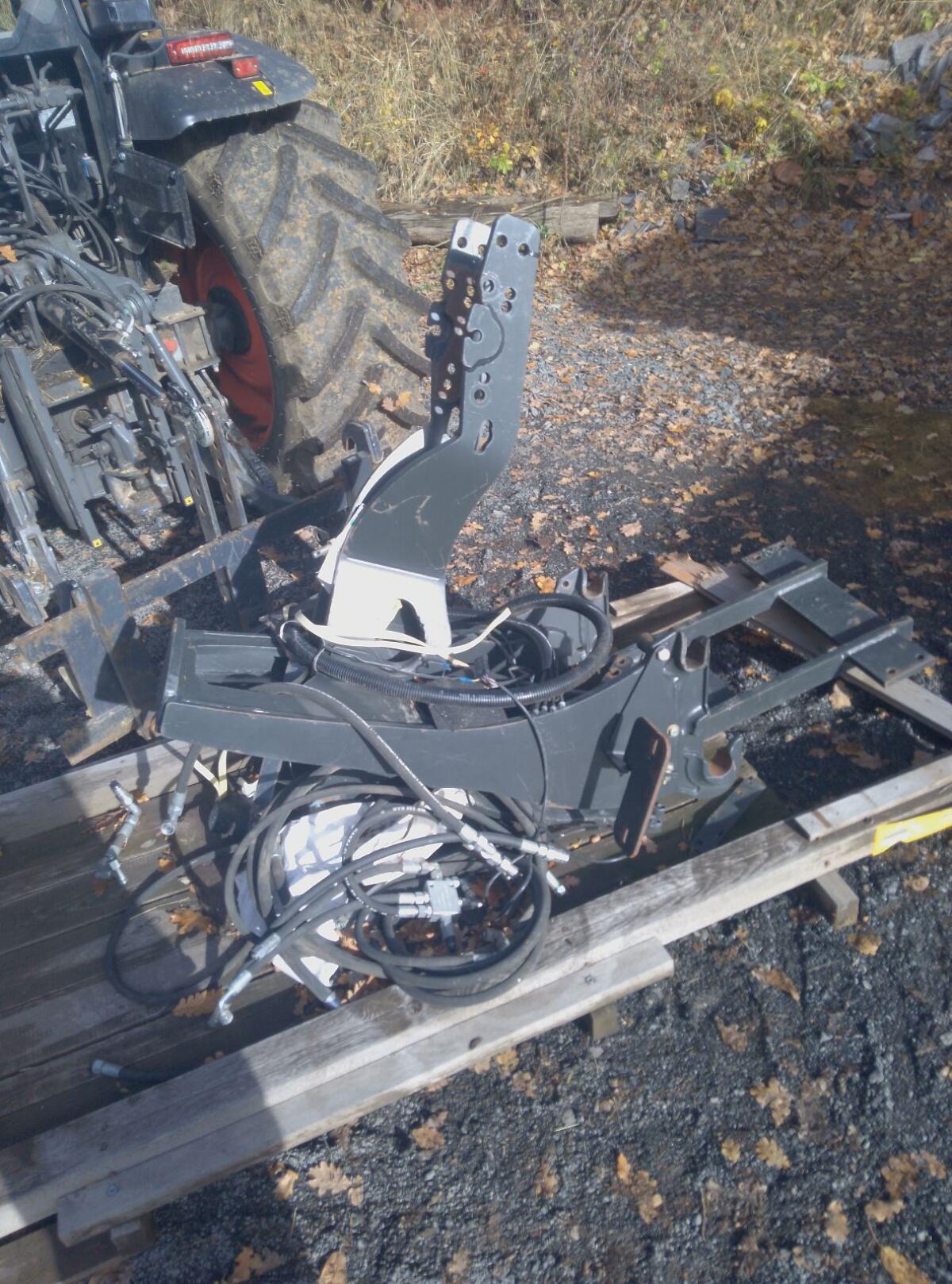 Frontladerkonsole MX Schwinge Stg. Deutz 2