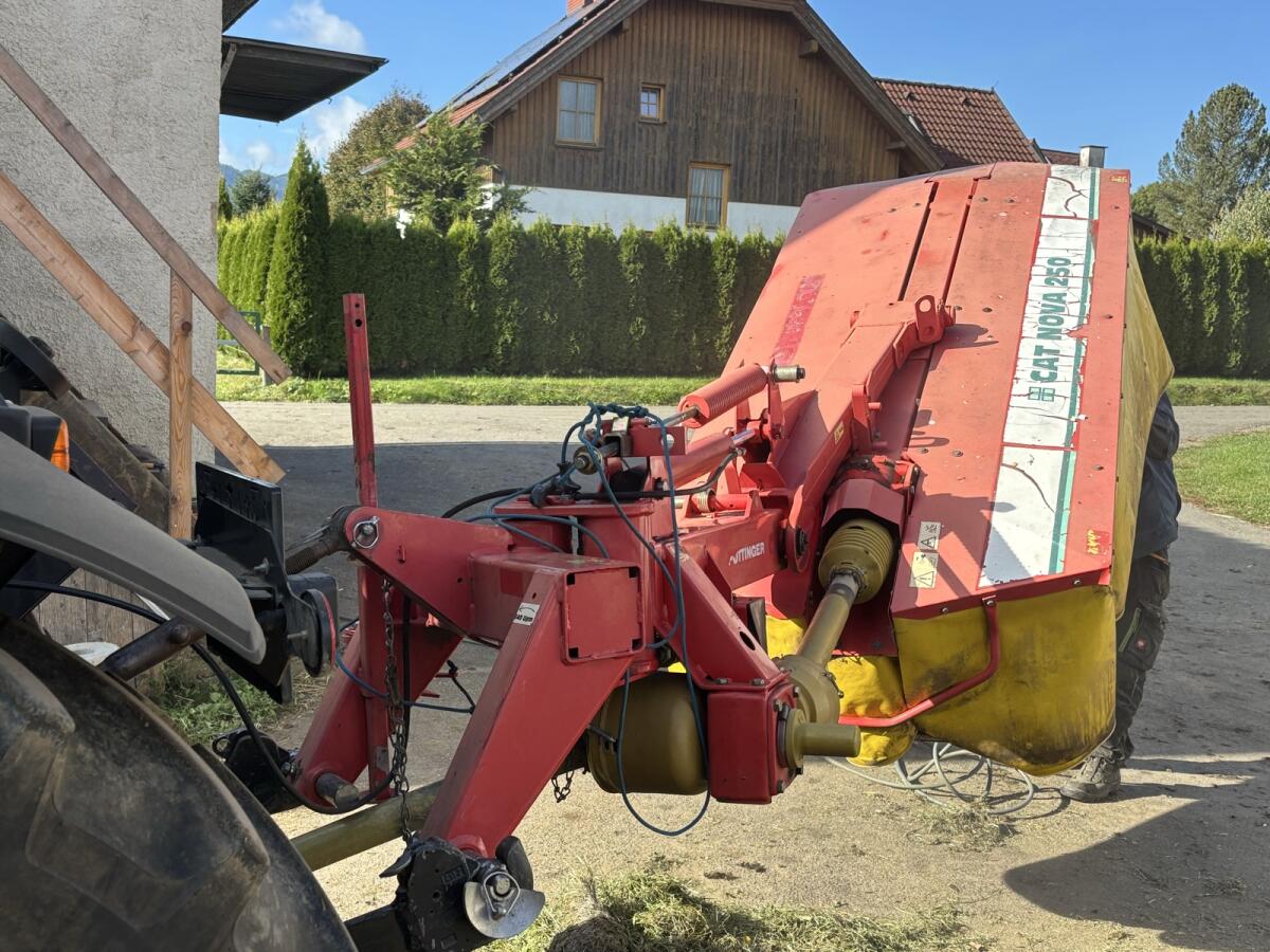 Pöttinger CAT Nova 250 1