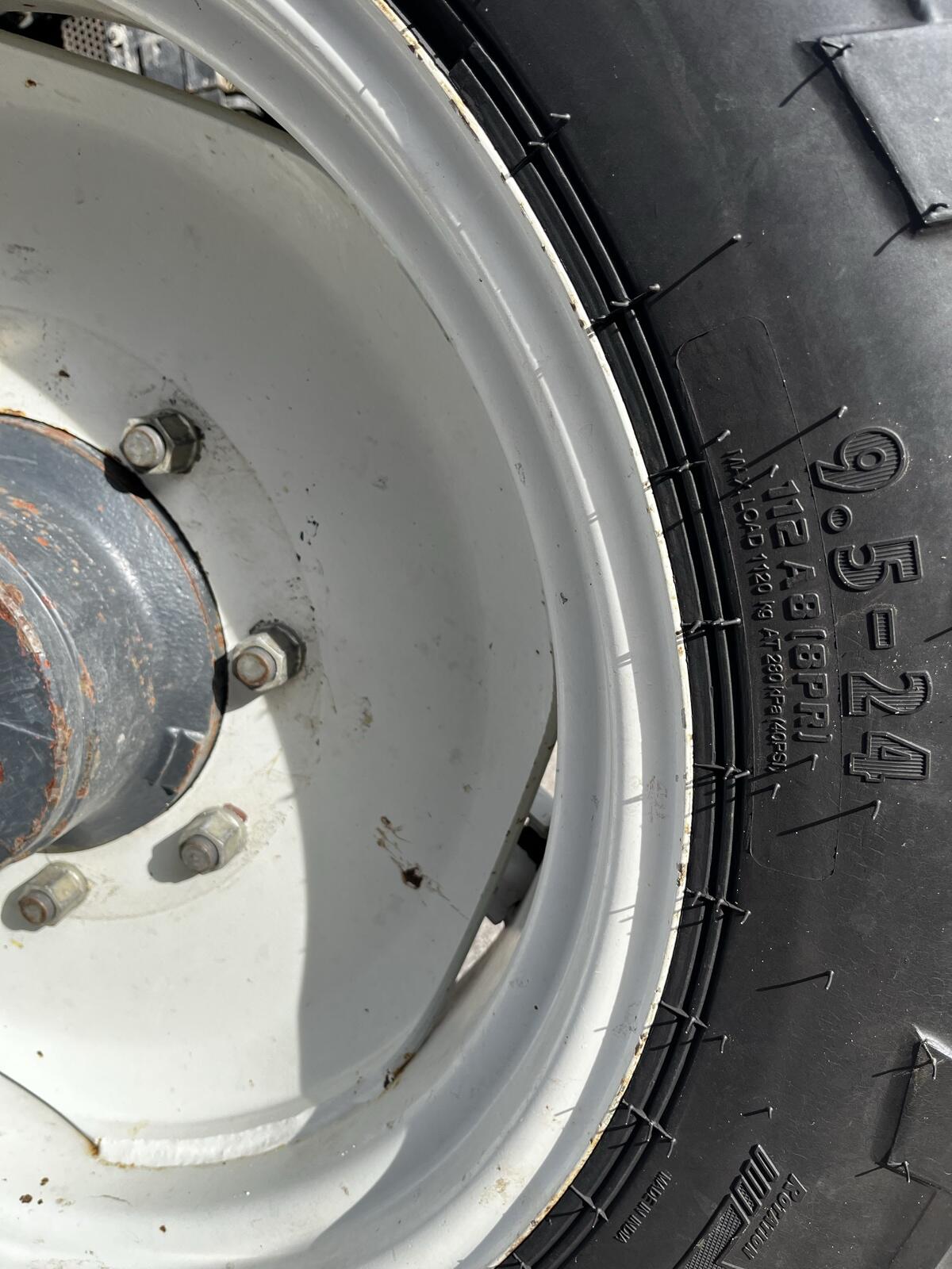 Steyr Kompletträder, Schneeketten 2