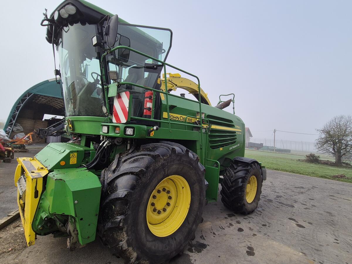 John Deere 7750i Feldhäcksler 2