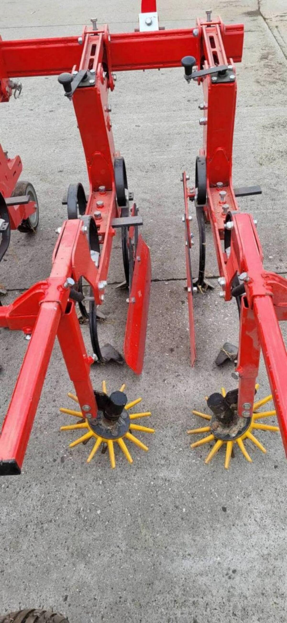 Hackgerät 6-reihig, Rübenhackgerät, Maishackgerät 3