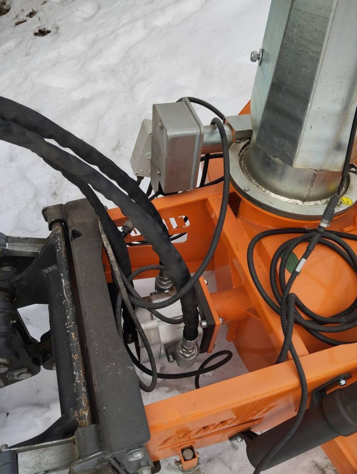 Cerruti L-1100 Schneefräse 2