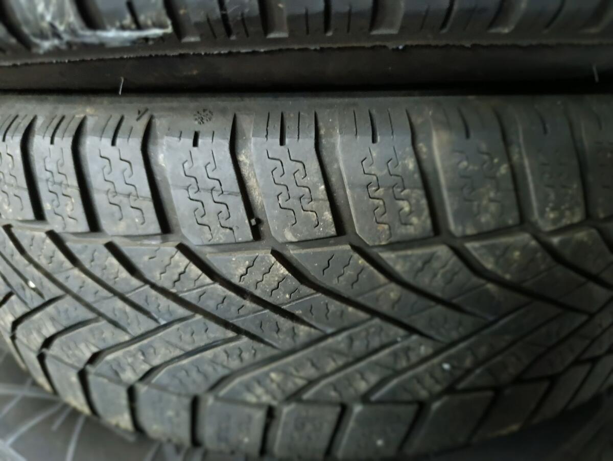 2 Stk. Falken 185/60R15 84T M-S 2