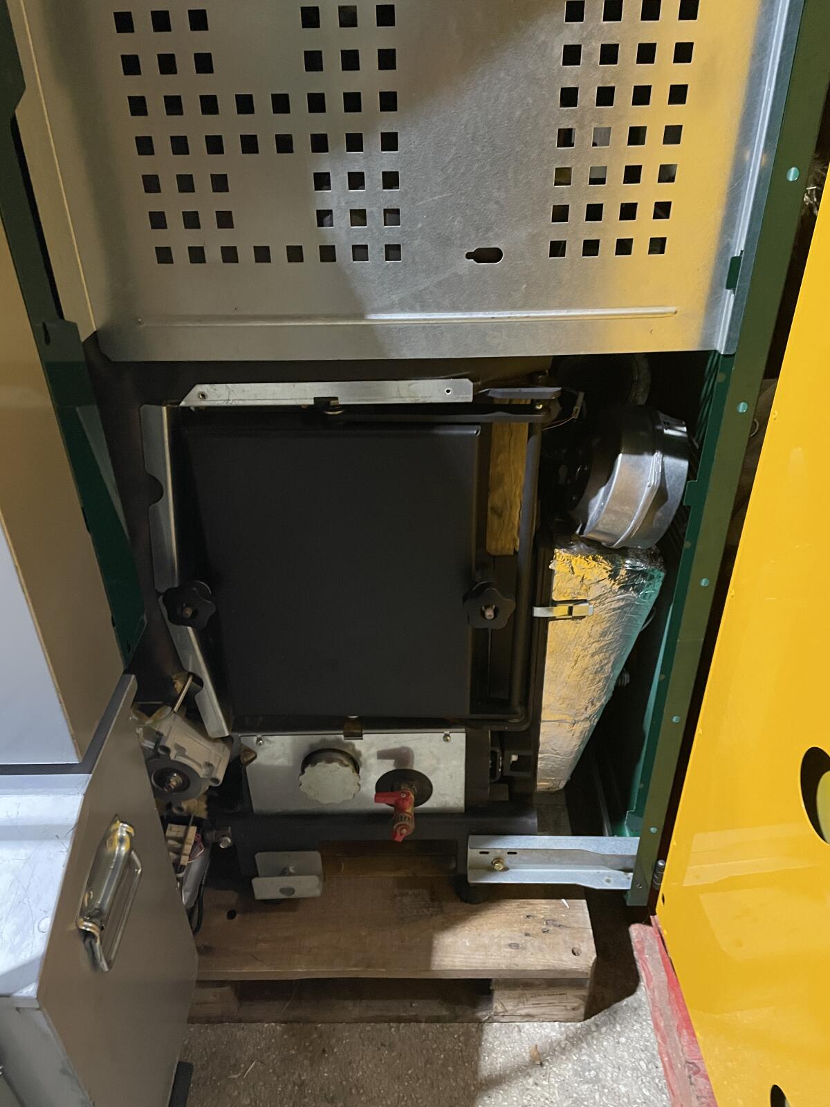 Verkaufe KWB Multifire Hackgut/Pelletheizung 49,5 kW 3