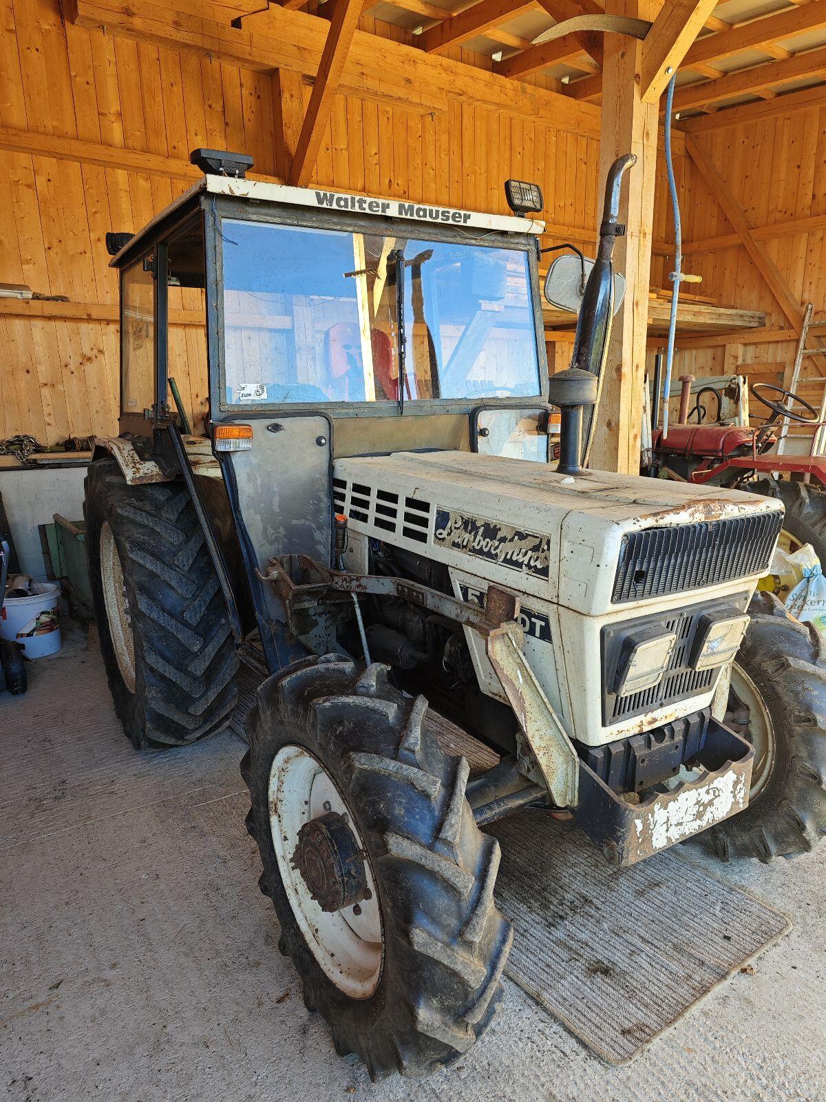 Lamborghini R 503 DT mit Hauer Frontlader 3