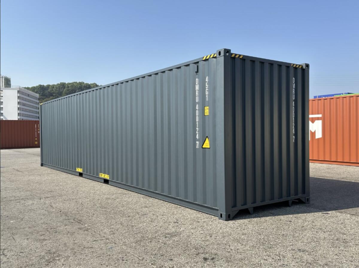 Standard 40 Fuß Container 2