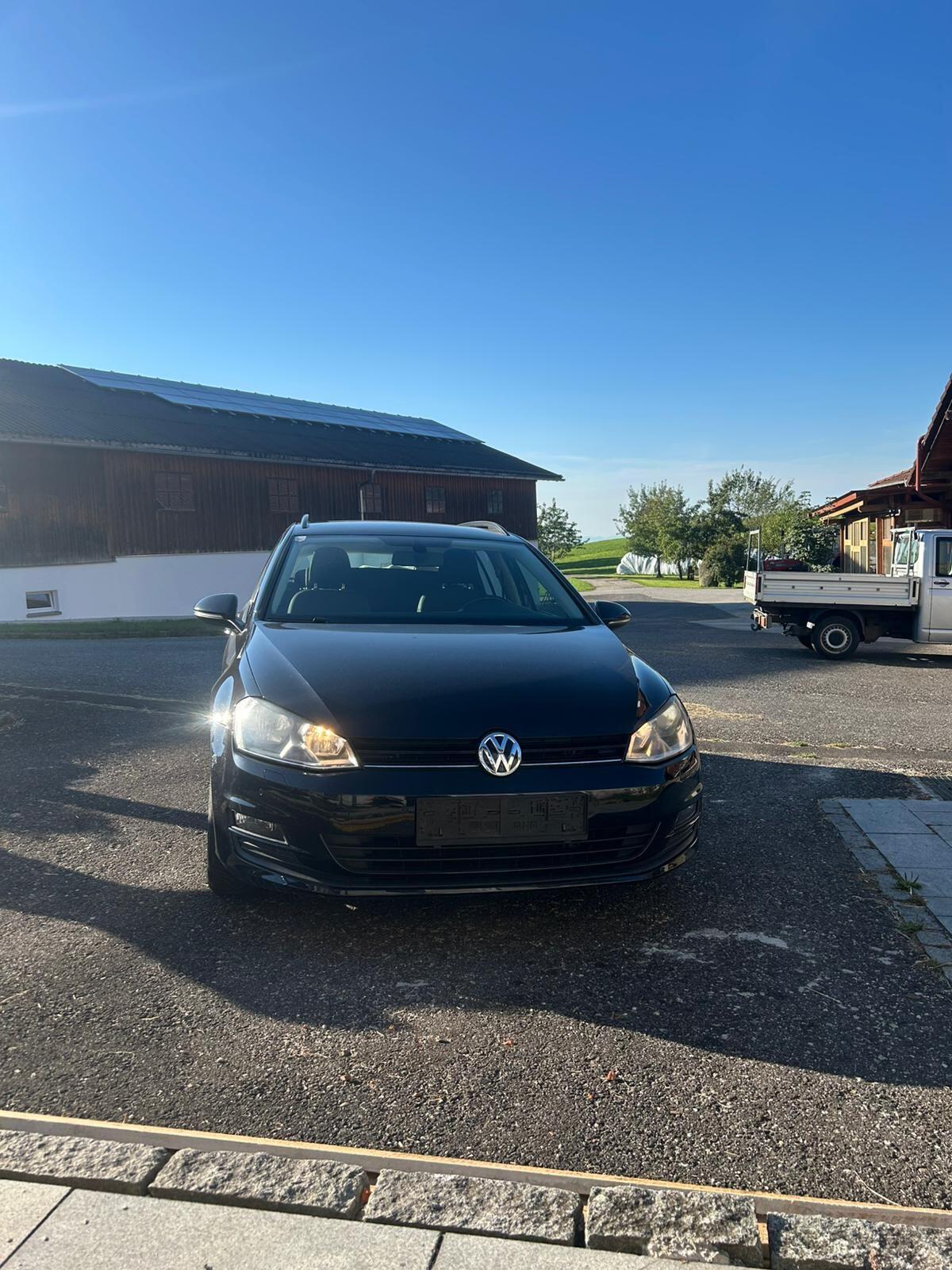 Verkaufe einen Golf 7 Kombi 2