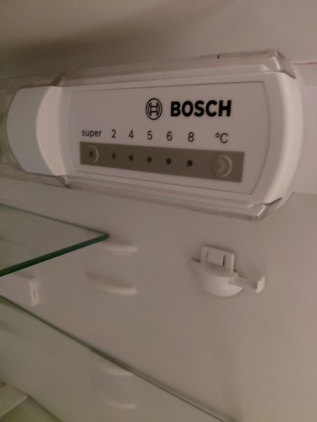 Bosch Einbaukühlschrank 2