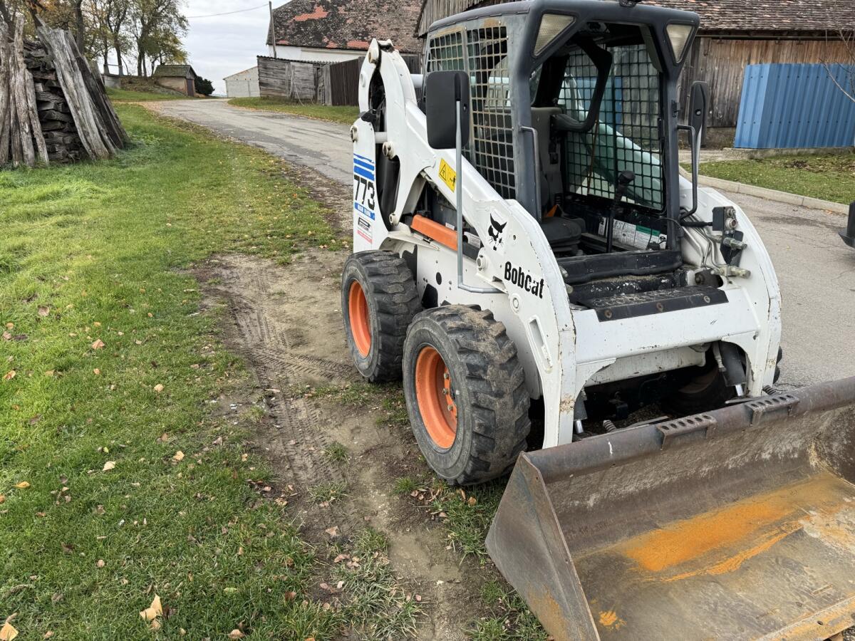 Bobcat 773 High Flow, Kompaktlader 3