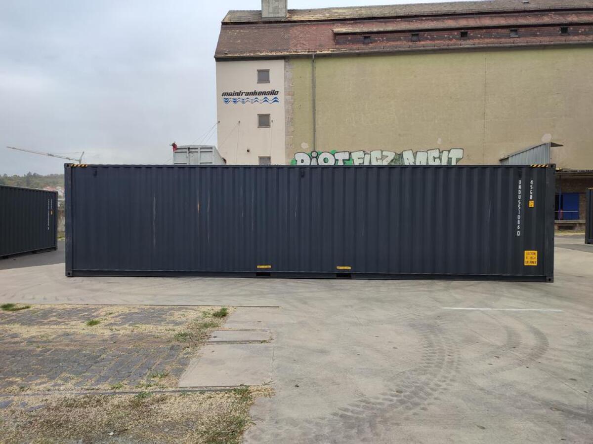 Der große 40 Fuß Container 1