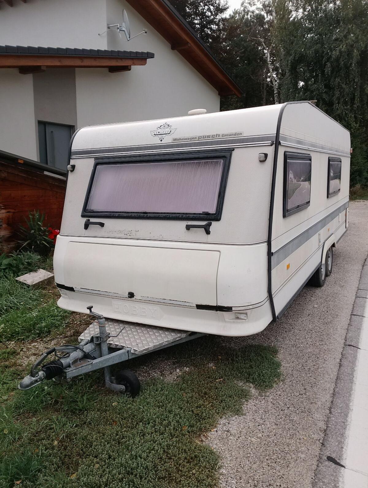 Hühnerstall / Bauhütte / Wohnwagenanhänger Hobby 2