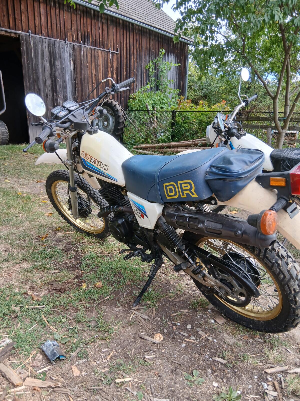 Verkaufe 2x Suzuki DR 500S 2