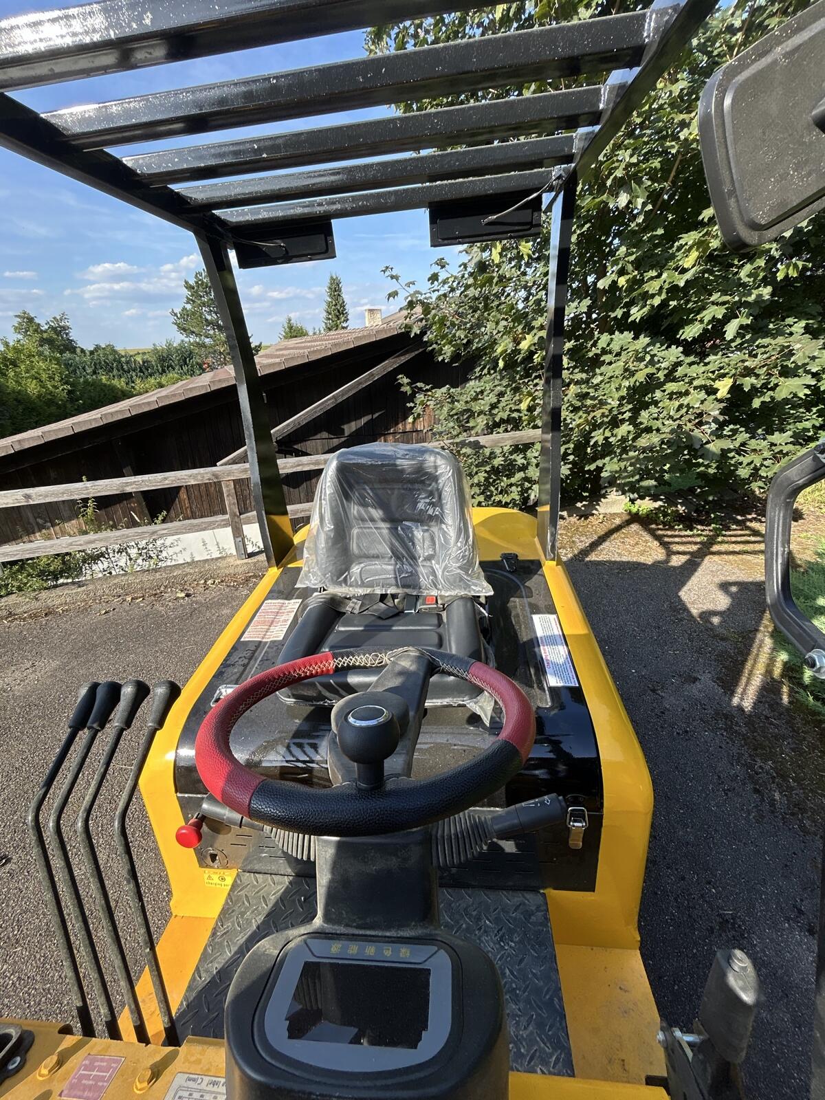 Elektro-Stapler 2,5 Tonnen CPD-25 3