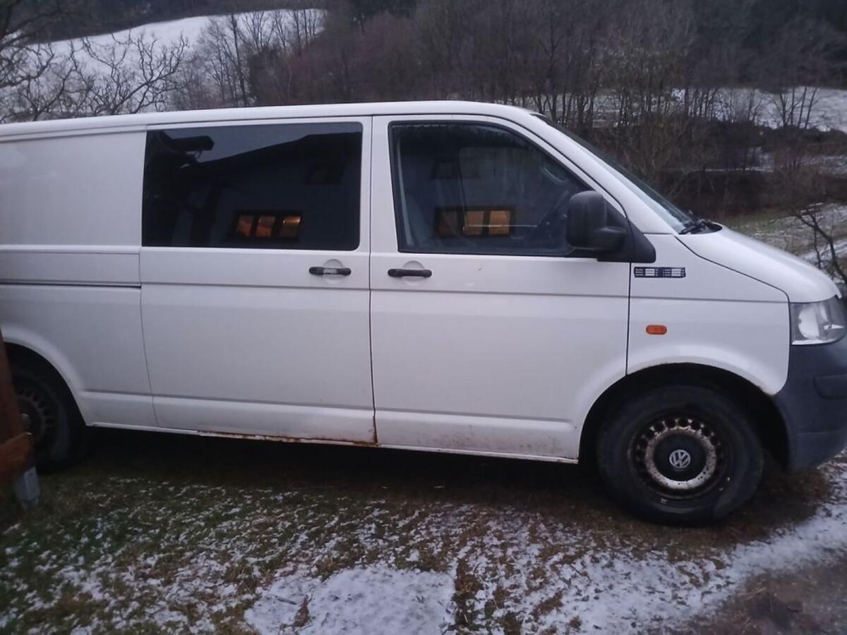 VW T5 Transporter 1