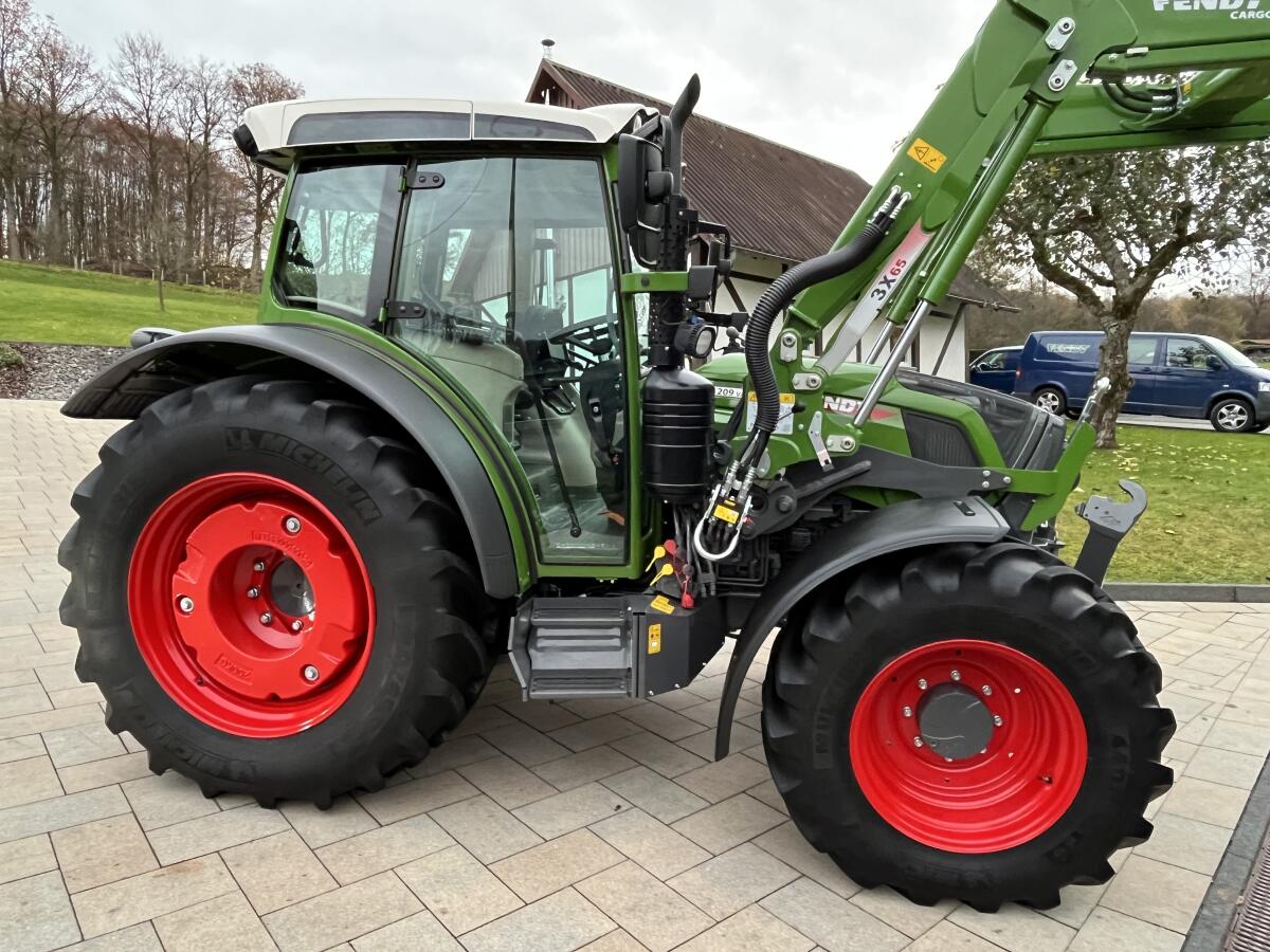 Fendt 209 Vario TMS 207 208 210 211 1. Hand ohne AdBlue 3