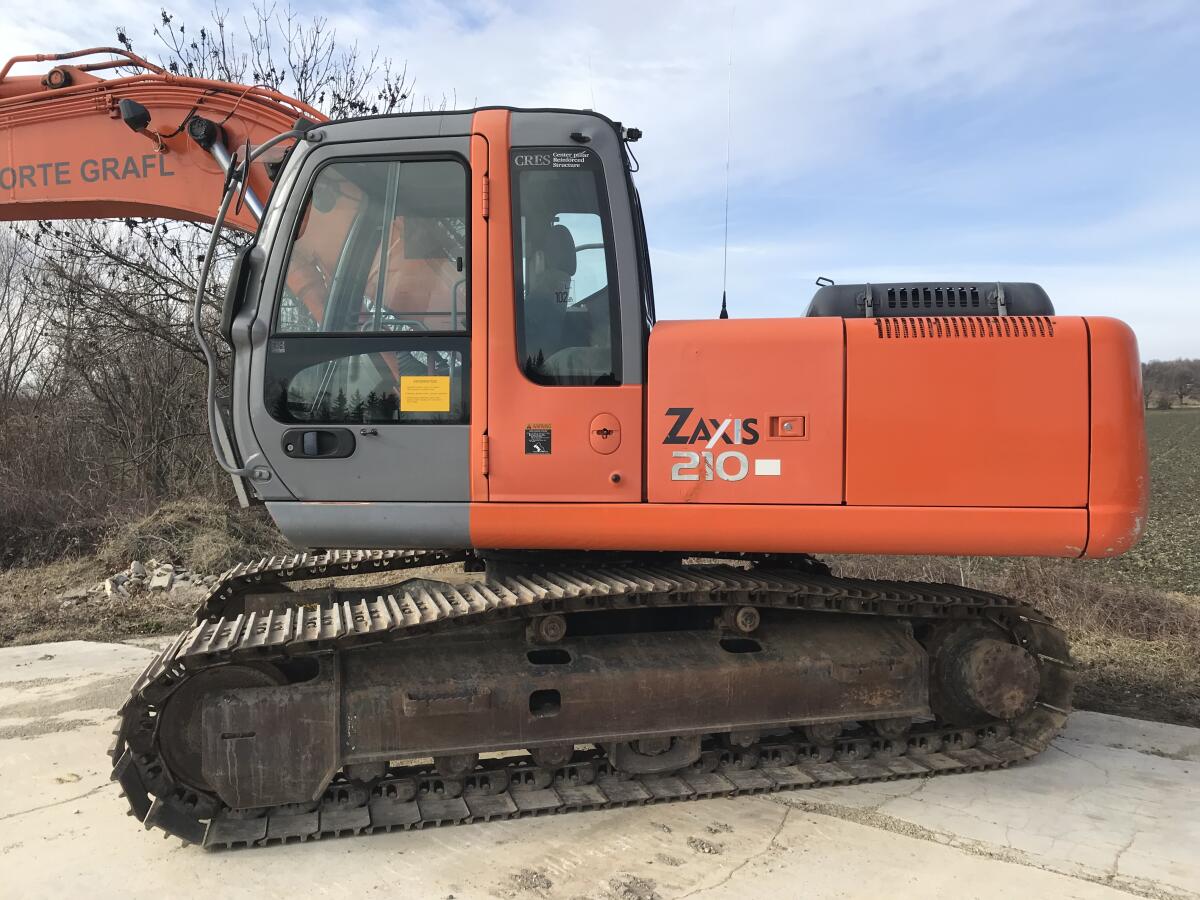 Hitachi Zaxis 210 1