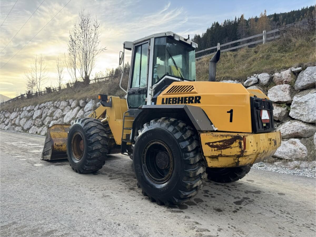 Liebherr 522 Radlader 2