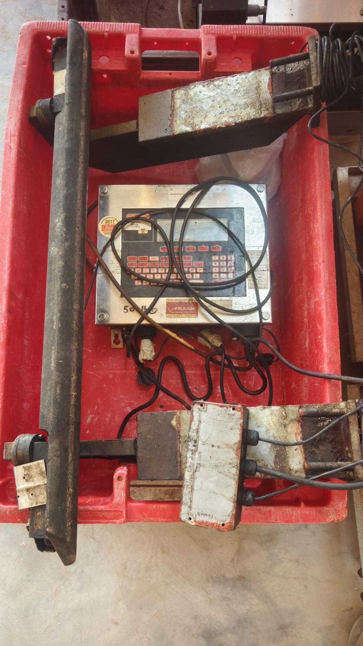 Wand- / Rohrbahnwaage 1