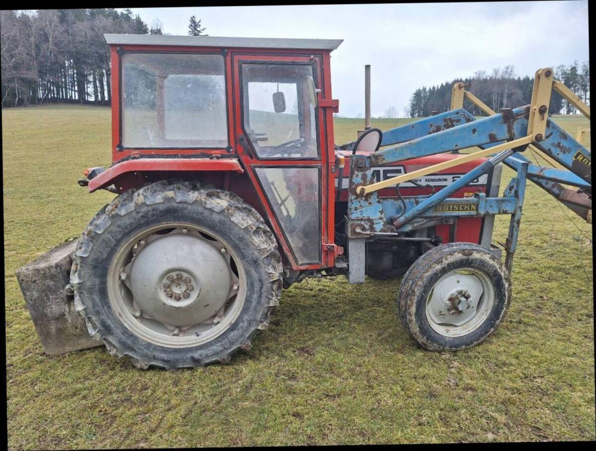 Massey Ferguson 235 mit Frontlader 2