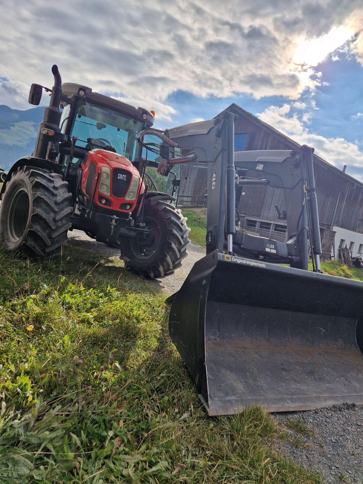 Same Explorer 100 mit Frontlader 2