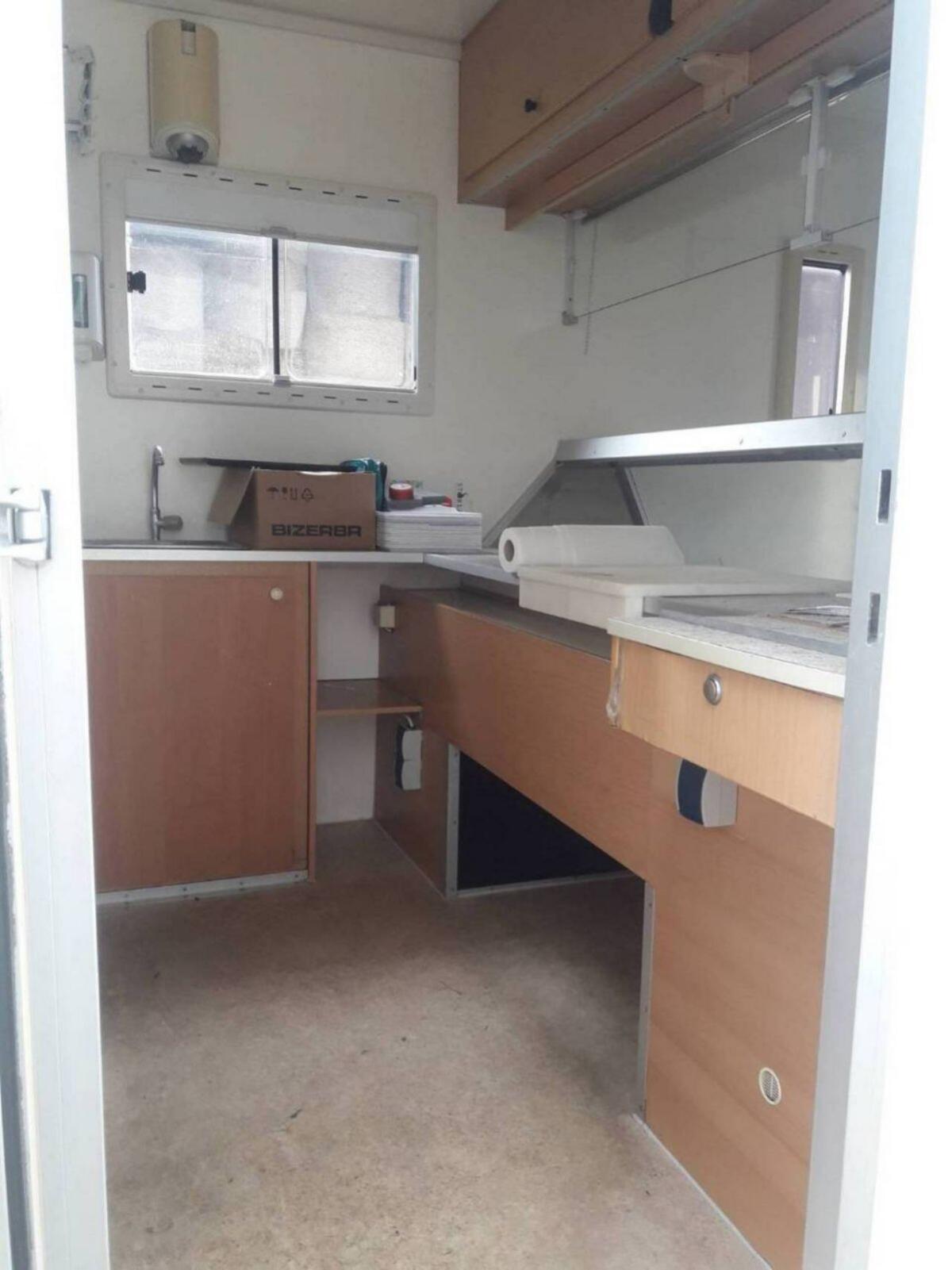 Voll ausgestatteter Hofladen-Container 1