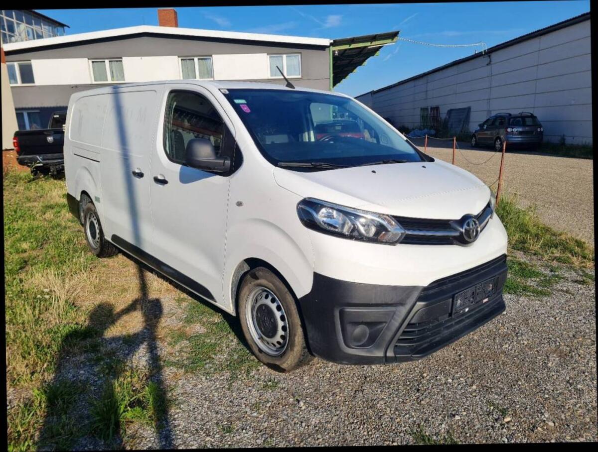Toyota Hiace Kastenwagen 2.0 Diesel, Bj. 2017, EURO 6 2