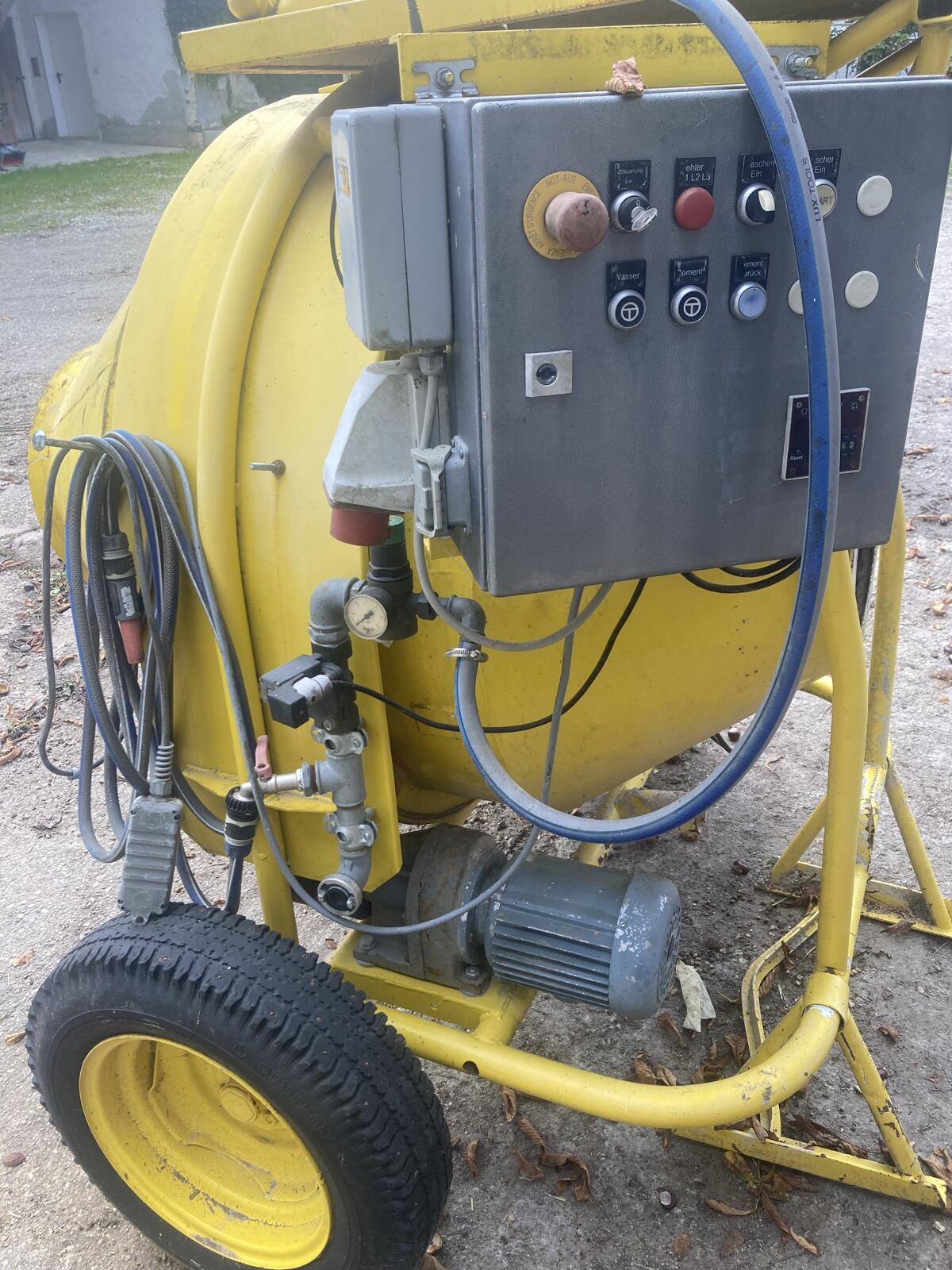 Betonmischmaschine 2