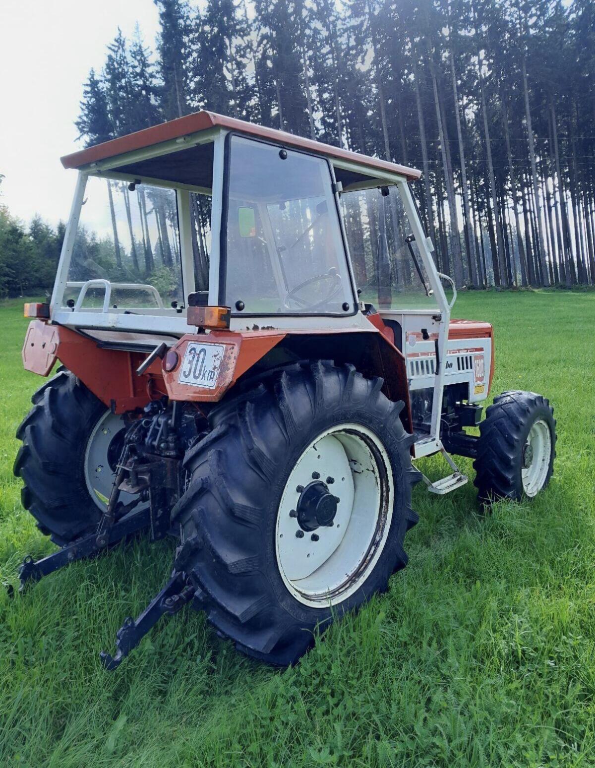 Lindner 1600 Turbo, Allrad, 40 km/h 2