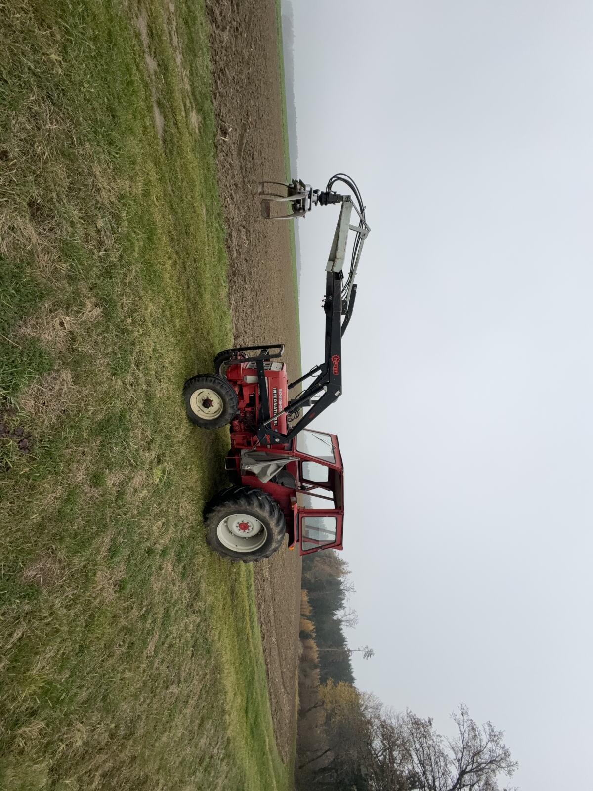 International Traktor 1