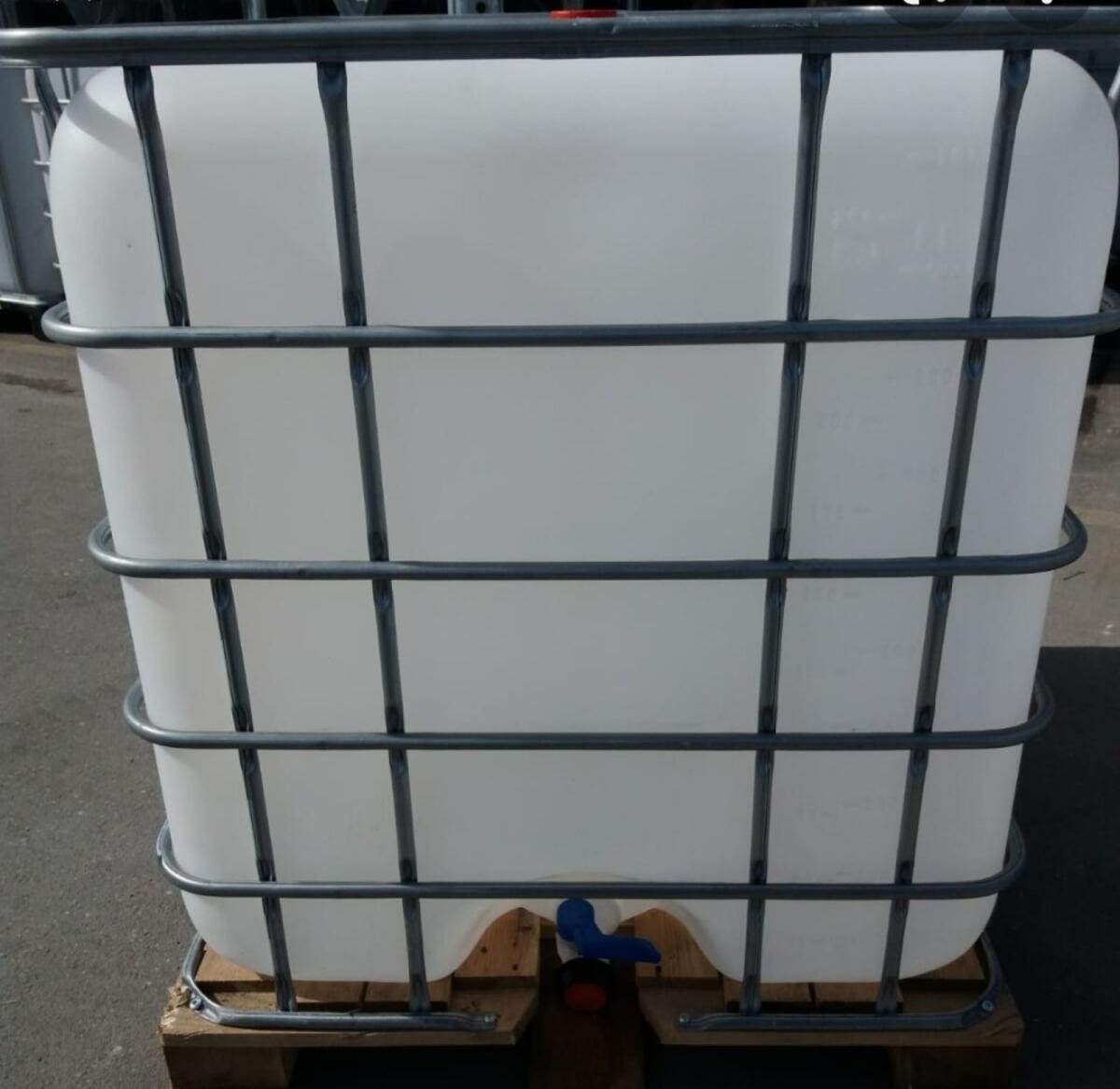 IBC Tank Neu lebensmittelecht, trinkwassergeeignet 2