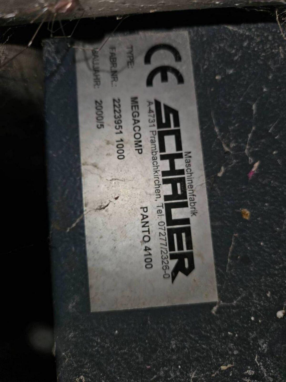 Flüssigfütterung Schauer mit UV-Lampe 3