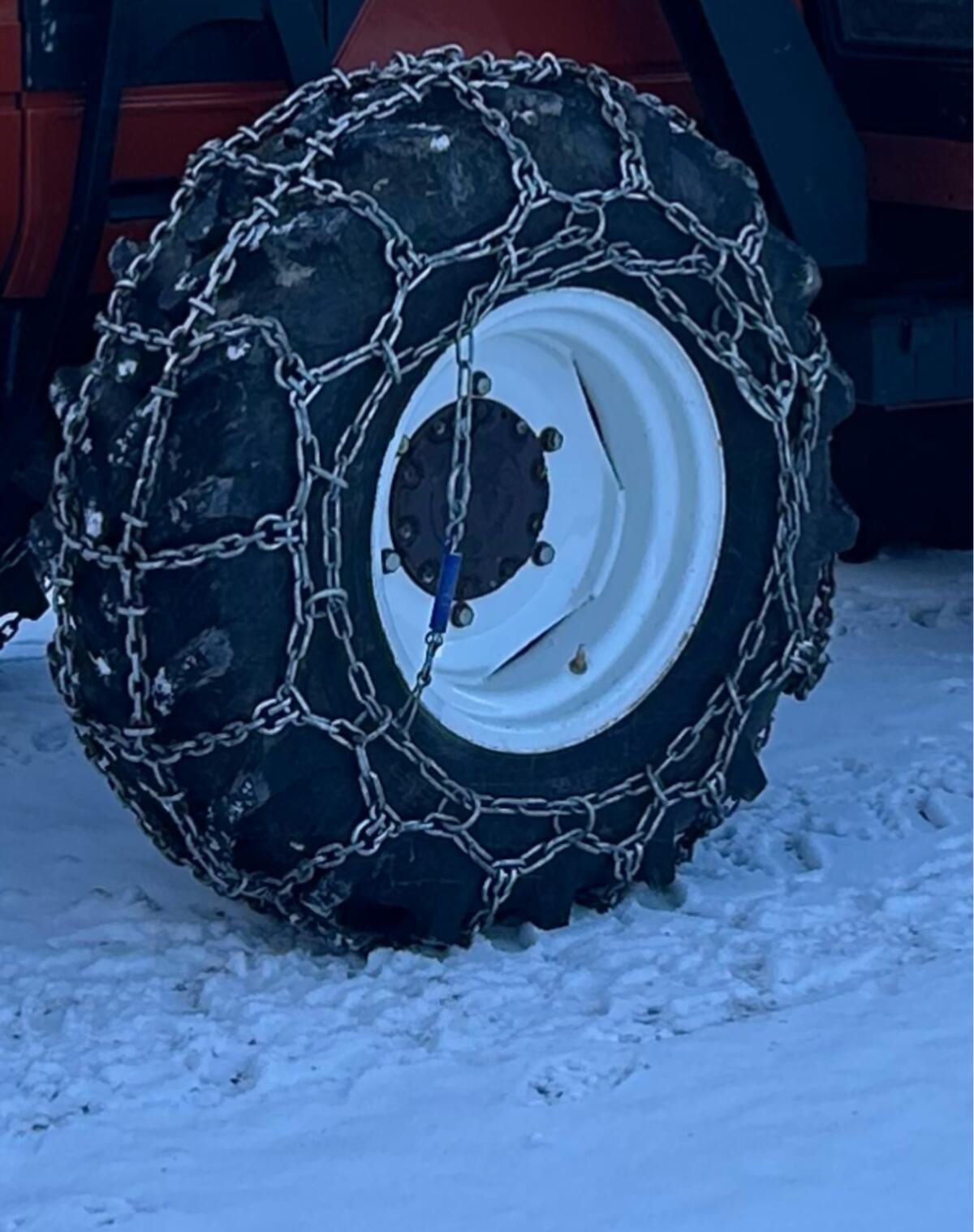 Verkaufe Schneeketten 380/70 R20 1