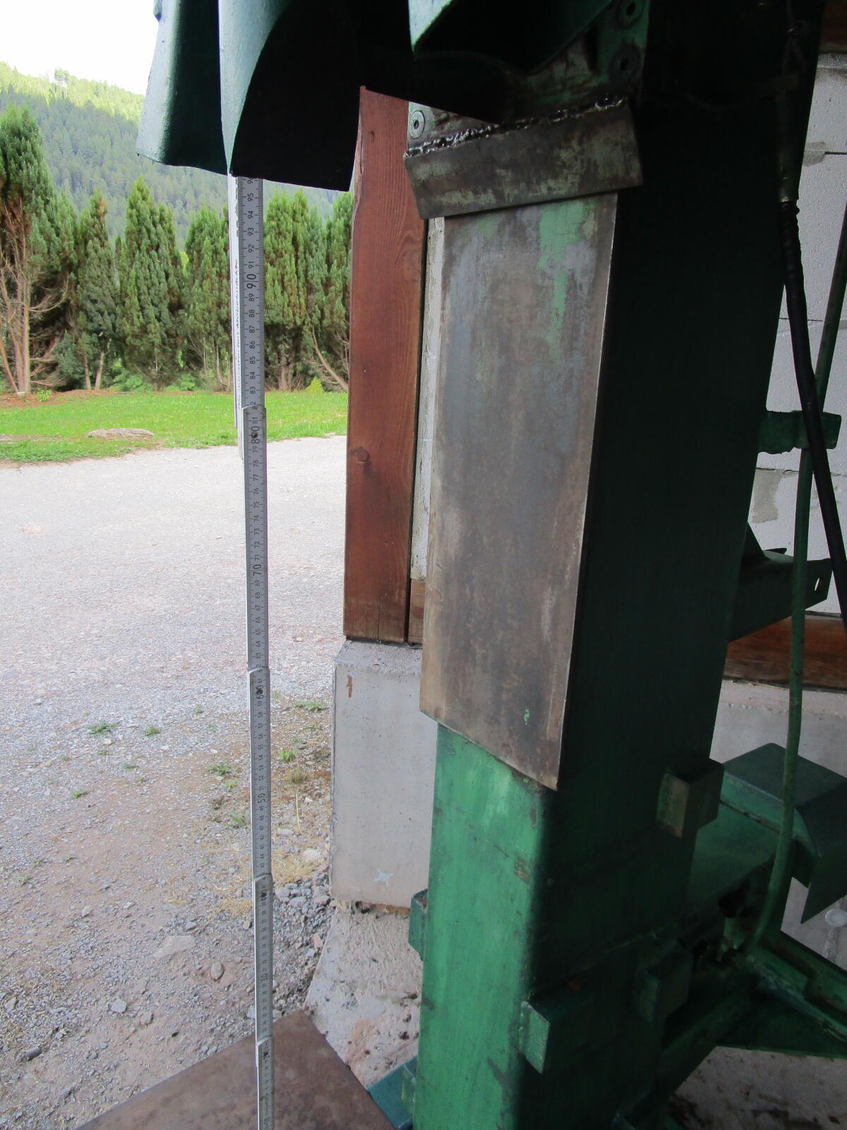 Holzspalter hydr. 9 Tonnen 2