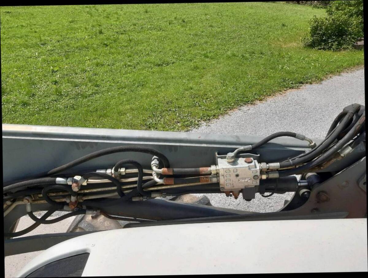 Frontlader Mailleux MX155 1