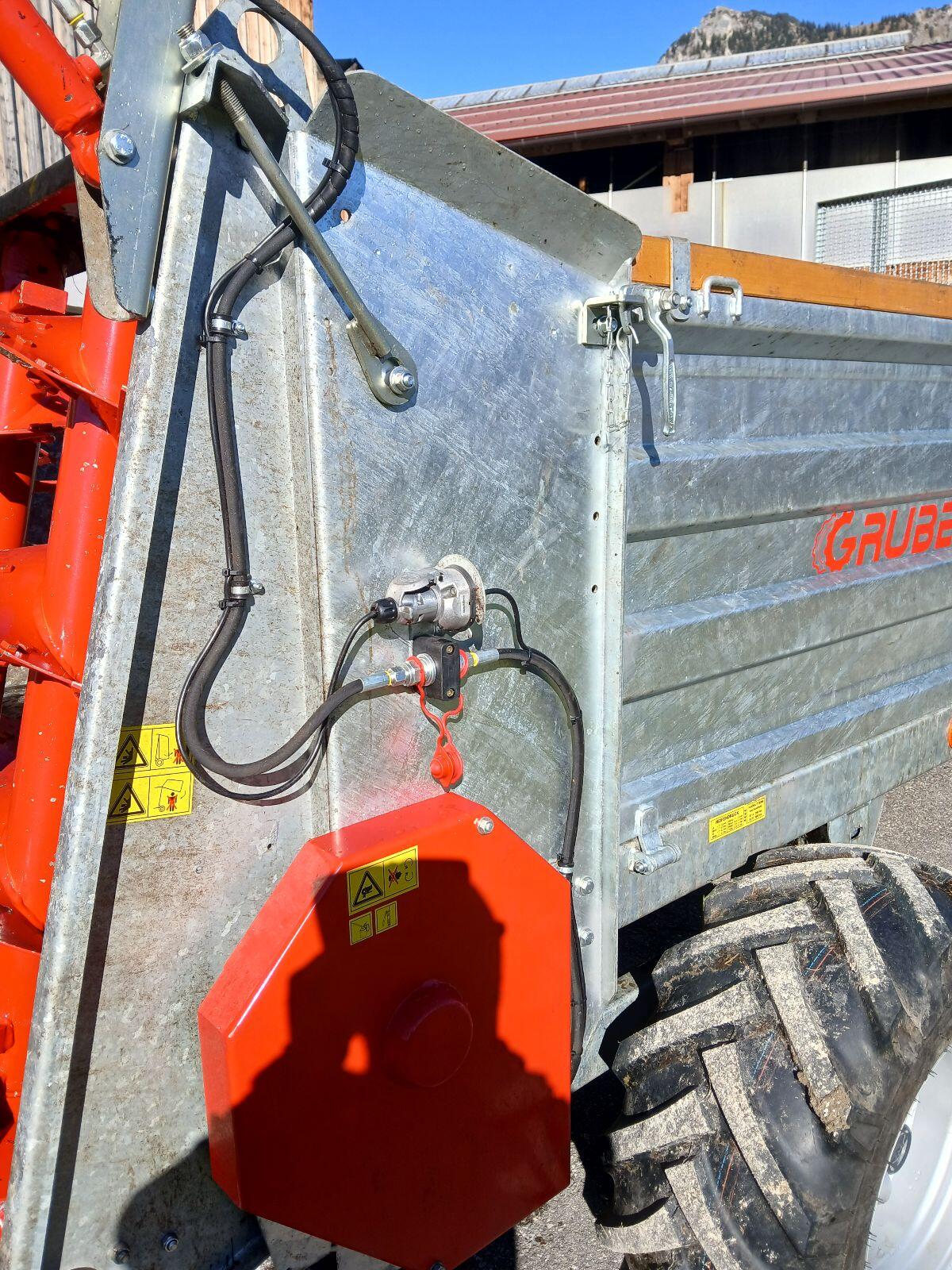 Gruber Miststreuer SM 380T 3