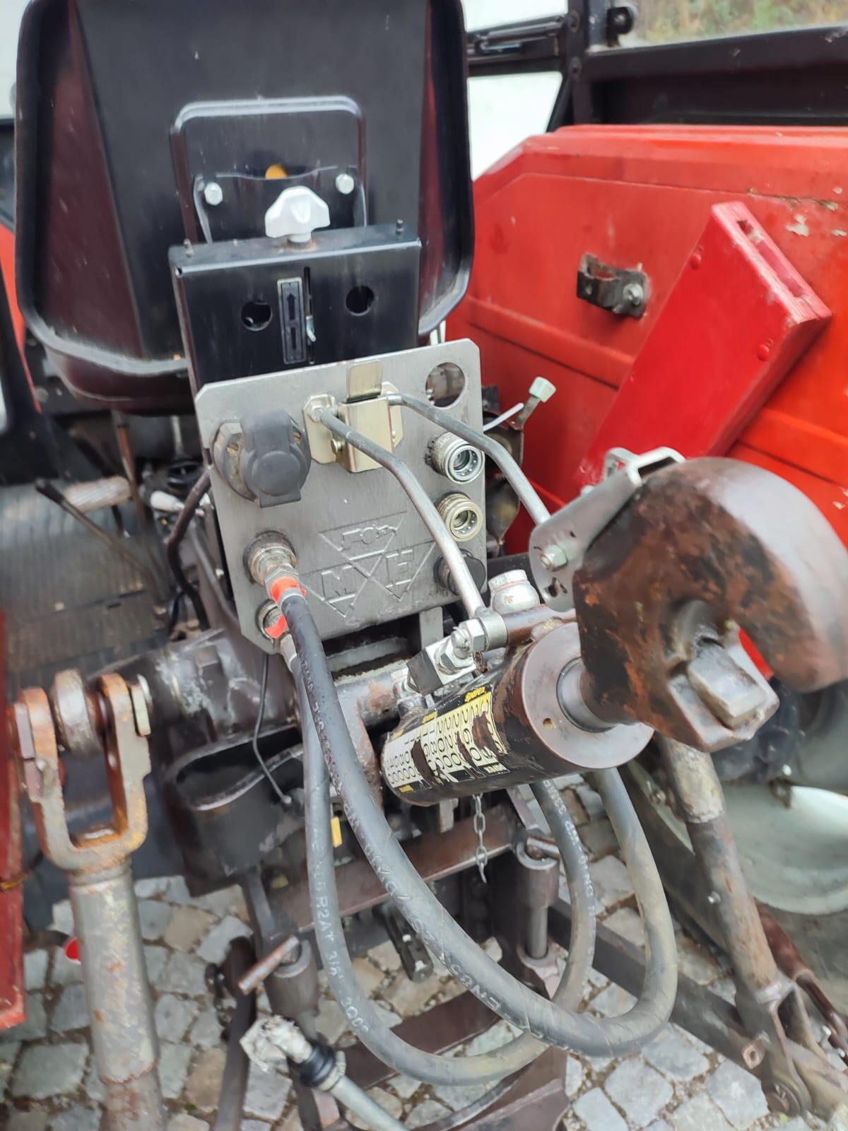 Massey Ferguson 253 3