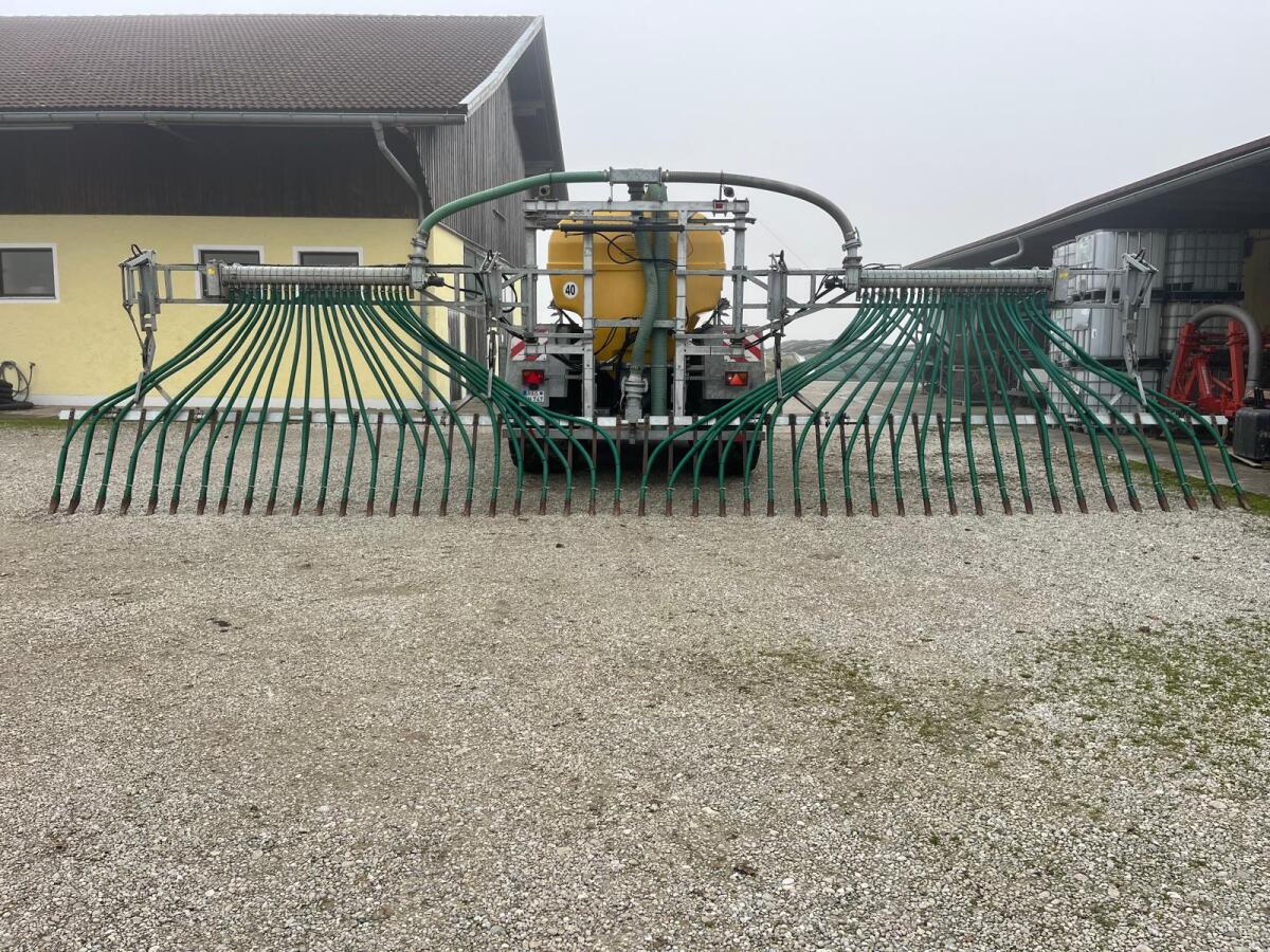 Fliegl Schleppschuhverteiler 12 m 3