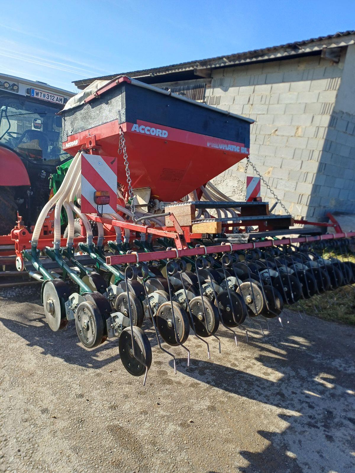 Accord DL Pneumatic Doppelscheibenschar Sämaschine 2