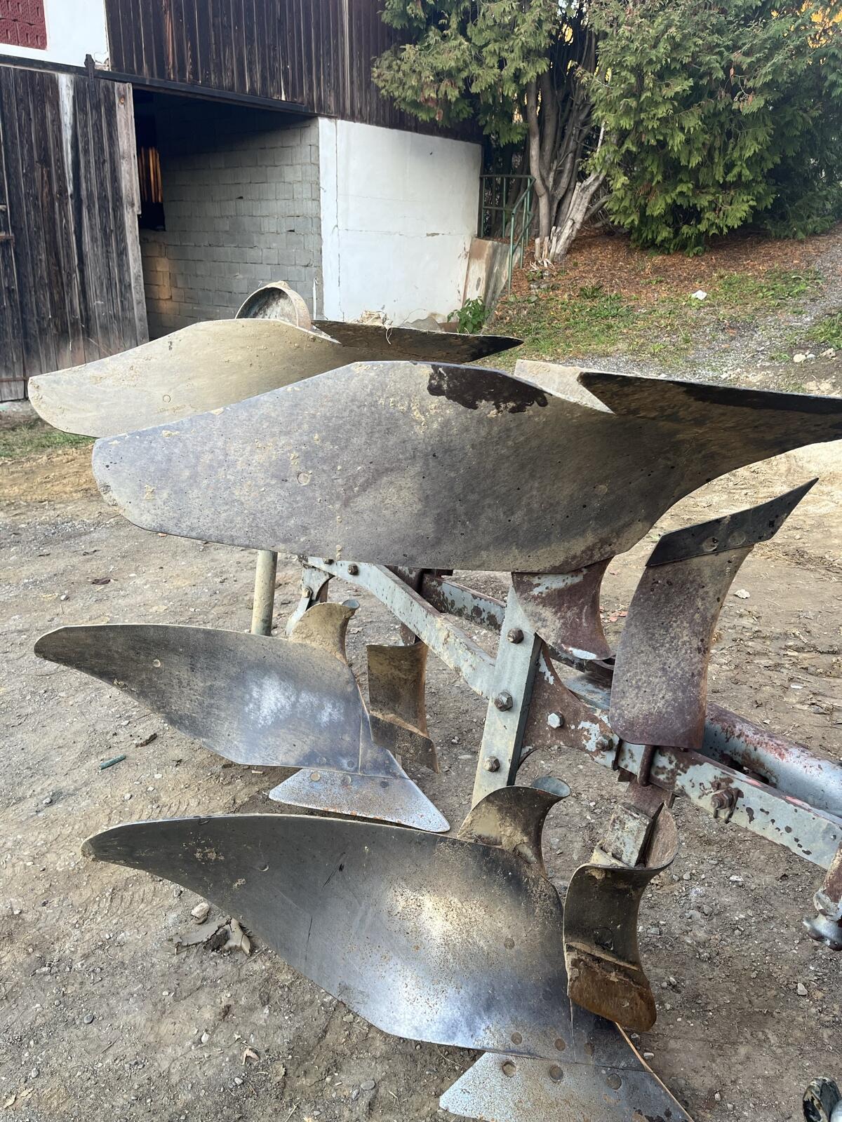 2 Schar Pflug (mechanisch) 1