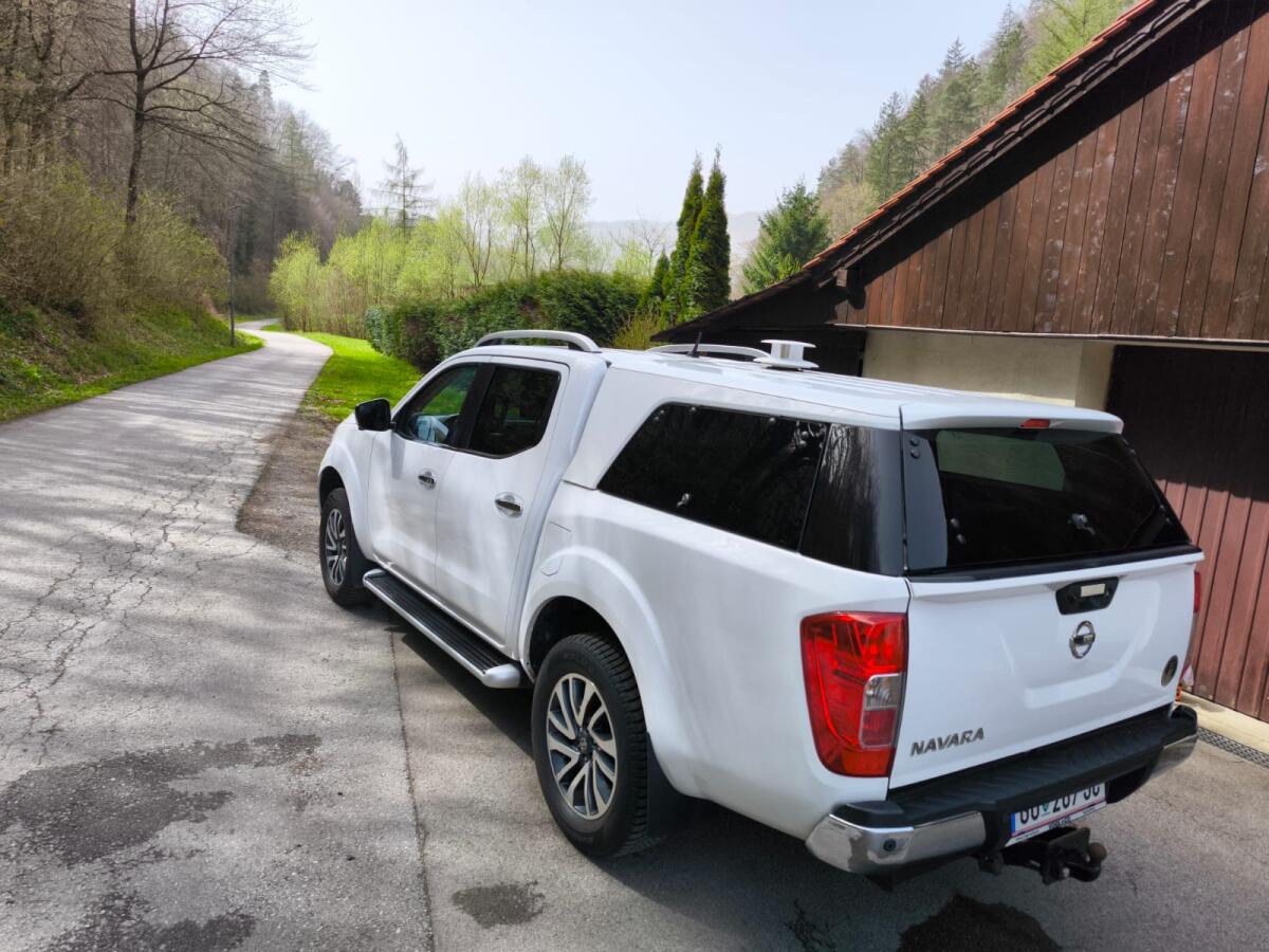Nissan Navara Pickup 1