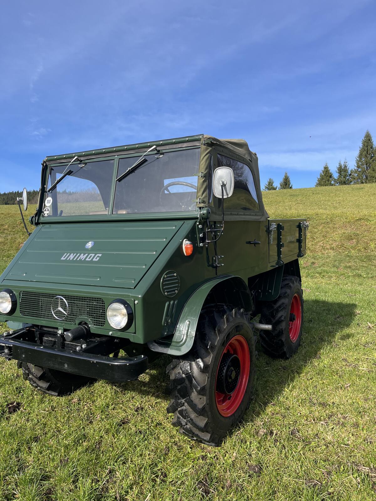 Unimog 411 Cabrio 2