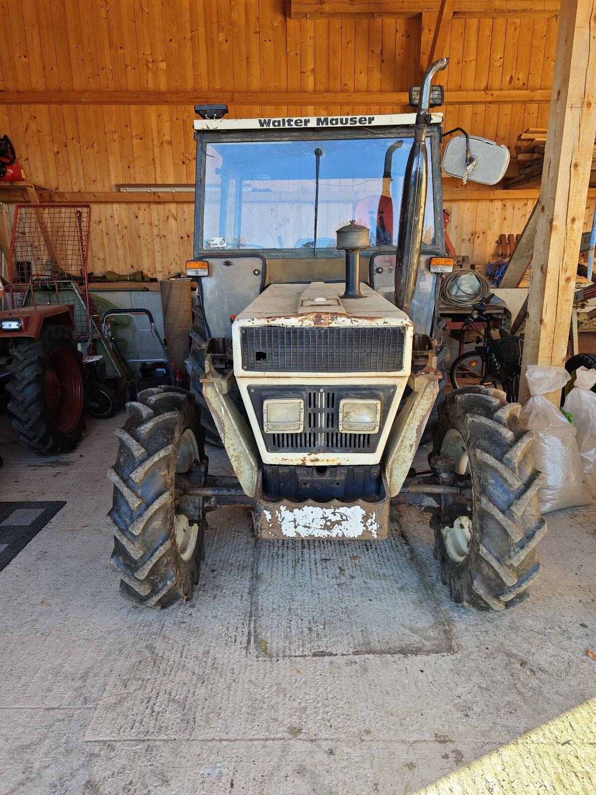 Lamborghini R 503 DT mit Hauer Frontlader 1